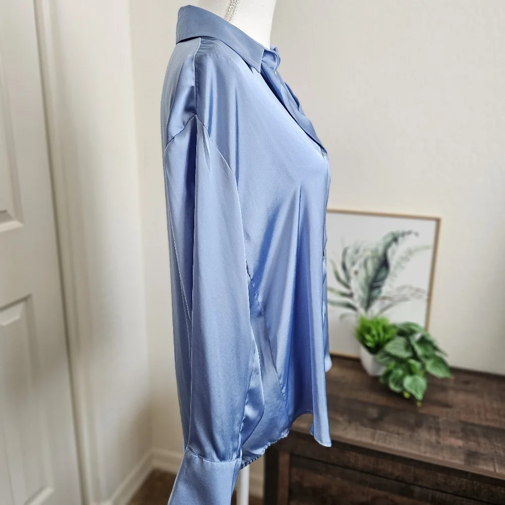 🆕️Zara Satin Sky Blue Button-Up Blouse SZ Large - Picture 7 of 12